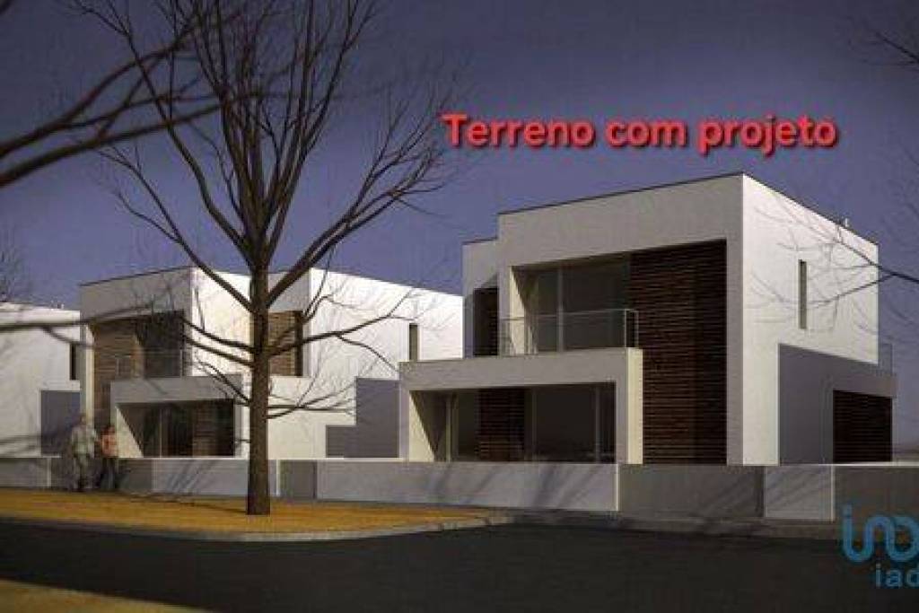 Terreno para construção em Vieira de Leiria de 535,00 m²