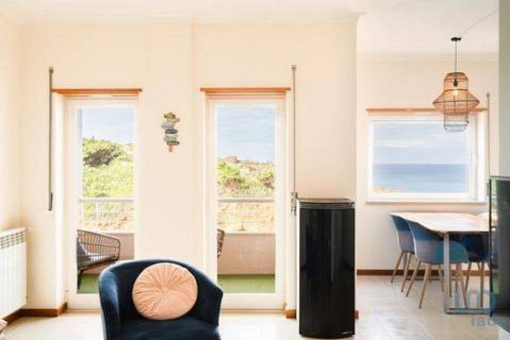Apartamento T3 em São Martinho do Porto de 137,00 m²