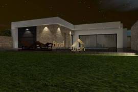 3 bedroom villa with pool