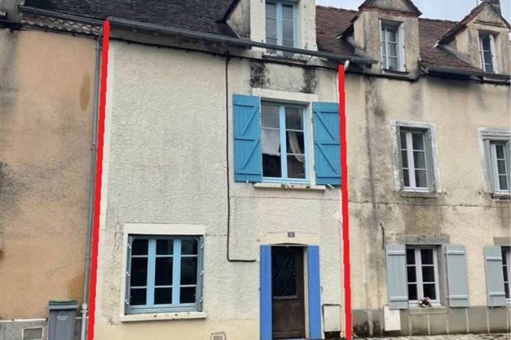 For Sale 2 Bed House, in Magnac Laval