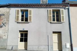 For Sale 2 Bed House, in Magnac Laval