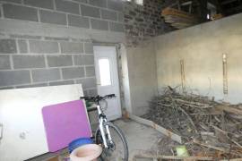 Building to Renovate and Develop into A Home