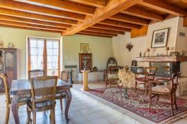 Stunning Period Property with Outbuildings