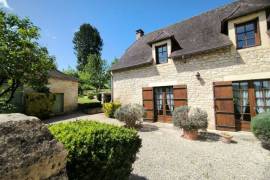 Stunning Period Property with Outbuildings
