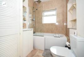 2 bedroom, End of terrace house for sale