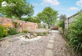2 bedroom, End of terrace house for sale