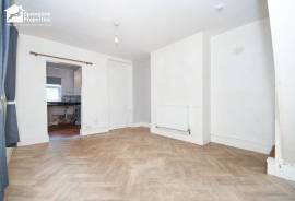 2 bedroom, End of terrace house for sale