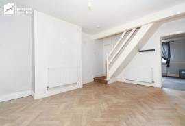 2 bedroom, End of terrace house for sale
