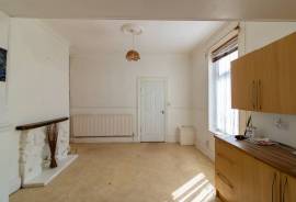 3 bedroom, Terraced House for sale