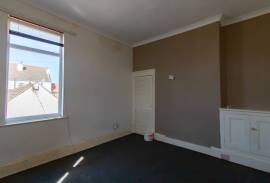 3 bedroom, Terraced House for sale