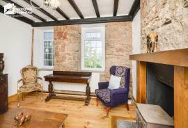 2 bedroom, Terraced House for sale