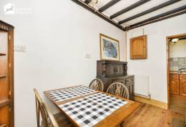 2 bedroom, Terraced House for sale
