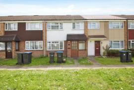 3 bedroom, Terraced House for sale