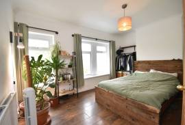 3 bedroom, Terraced House for sale