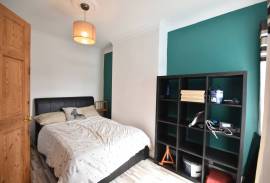 3 bedroom, Terraced House for sale