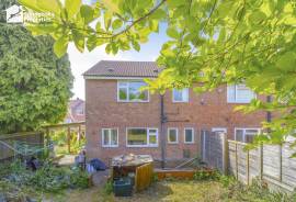 3 bedroom, Terraced House for sale