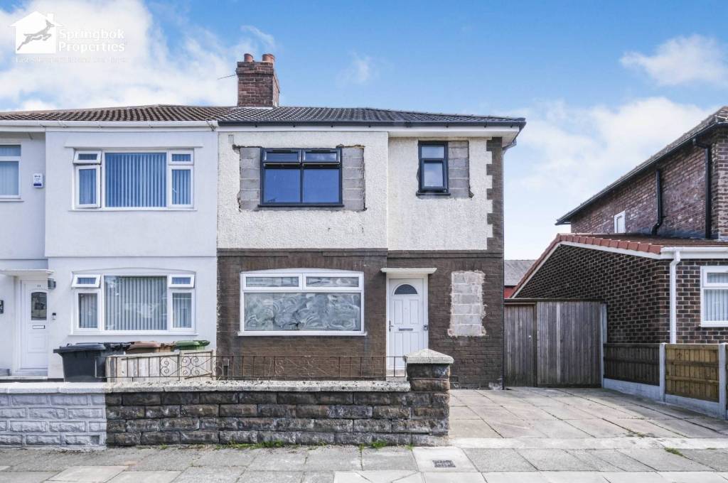 3 bedroom, Semi-detached house for sale