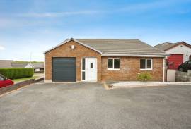 3 bedroom, Detached bungalow for sale