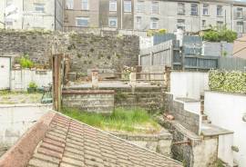 2 bedroom, Terraced House for sale
