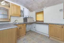 2 bedroom, Terraced House for sale