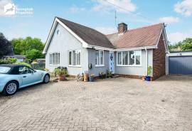 2 bedroom, Detached bungalow for sale