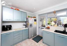 2 bedroom, Detached bungalow for sale
