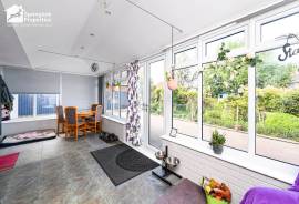 2 bedroom, Detached bungalow for sale