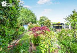 2 bedroom, Detached bungalow for sale