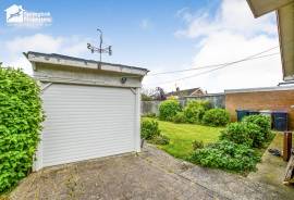 3 bedroom, Detached bungalow for sale