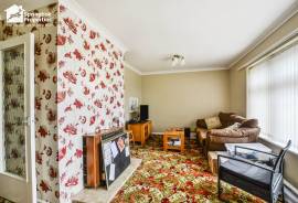 3 bedroom, Detached bungalow for sale