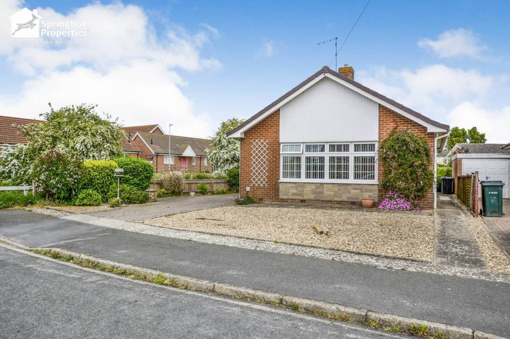3 bedroom, Detached bungalow for sale