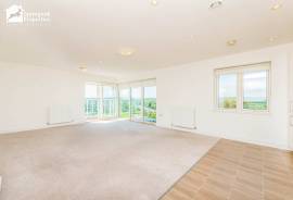 2 bedroom, Apartment for sale
