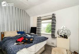 3 bedroom, End of terrace house for sale