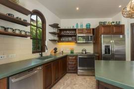 10 Plaza Carlota: Stylish 2-Bedroom Condo with Private Plunge Pool in Prime Las Catalinas