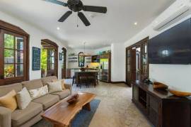 10 Plaza Carlota: Stylish 2-Bedroom Condo with Private Plunge Pool in Prime Las Catalinas