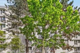 Ready to move! Modern Furnished 2-Room Apartment next to Kurfurstendamm in Prime West Berlin Location
