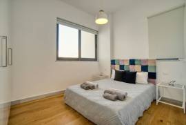2 Bedroom Modern Apartment - City Center, Paphos