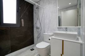 2 Bedroom Modern Apartment - City Center, Paphos