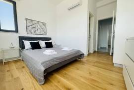 2 Bedroom Modern Apartment - City Center, Paphos