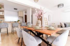 4 Bedroom Elegant Villa - Peyia, Paphos