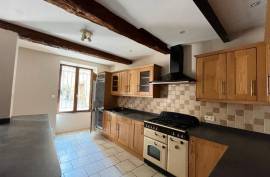 6 room, 130m2 House for sale in Autignac - 149 500 € *