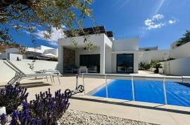 3 Bedrooms - Villa - Alicante - For Sale - N8420