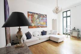 645 | Charming Apartment within tranquil courtyard in Mitte