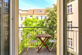 Charming apartment with spacious Balcony in Winsviertel – Prenzlauer Berg