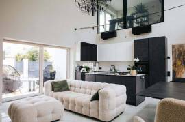 Villa for Sale in Benalmádena