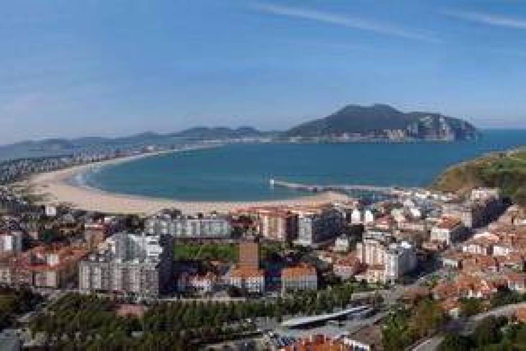BUILDING CANTABRIA, LAREDO