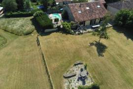 €234000 - Spectacular 4 Bedroom Country House On Over 4.5 Acres