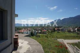 Maisonette 285 sq.m for sale