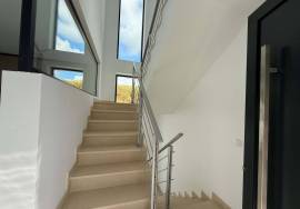 Contemporary Villa Located in Albardeira