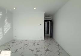 Contemporary Villa Located in Albardeira